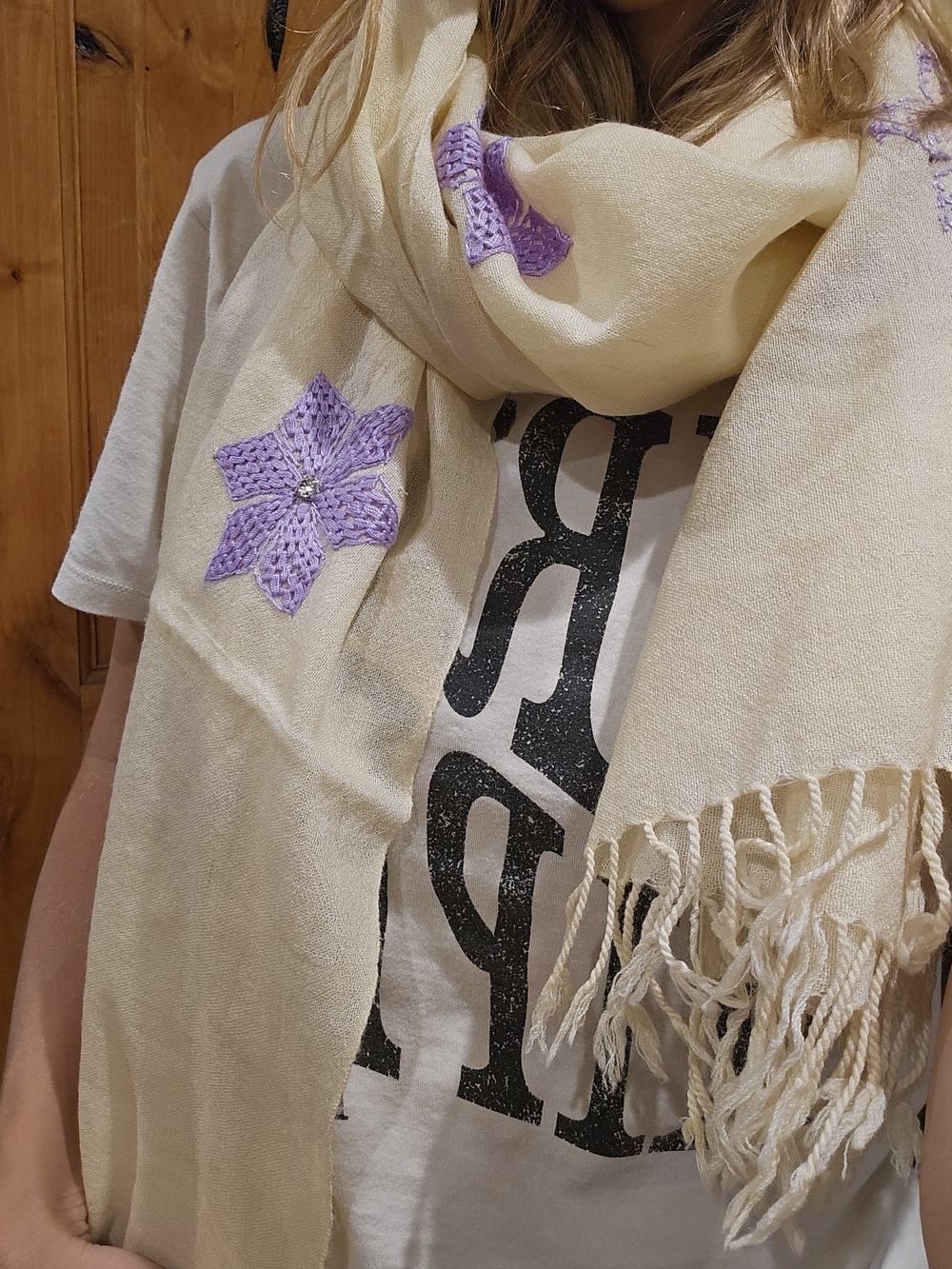 Nadia'Z Handmade Cream Scarf Purple Crochet Flowers Rhinestone Fringe Wrap